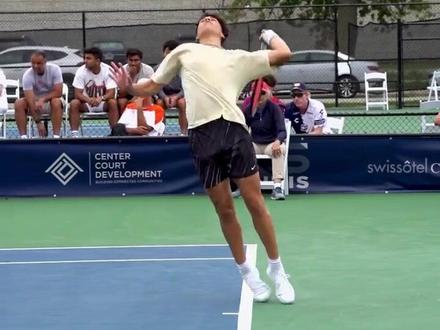 的乔纳森 的乔纳森