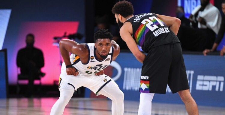 内拥有了巨 内拥有了巨