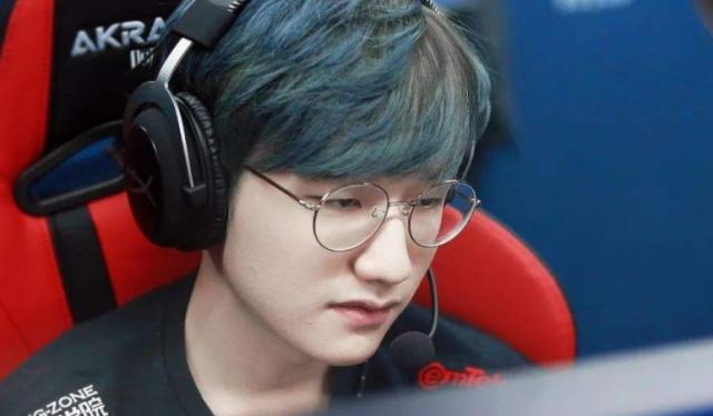 赛中为球队 赛中为球队